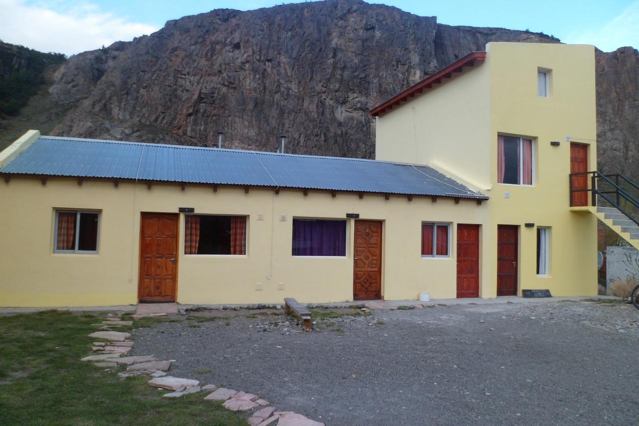 Milenarios Hostel El Chaltén Exterior foto